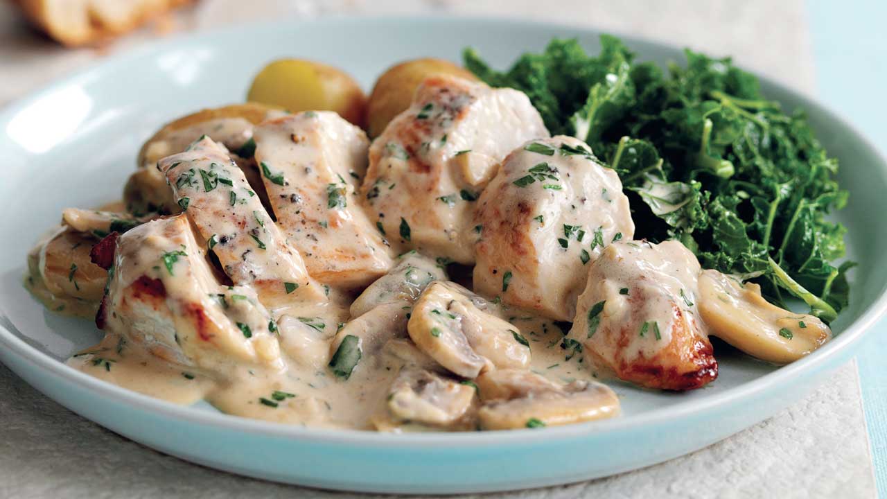 Mantar Soslu Kekikli Tavuk